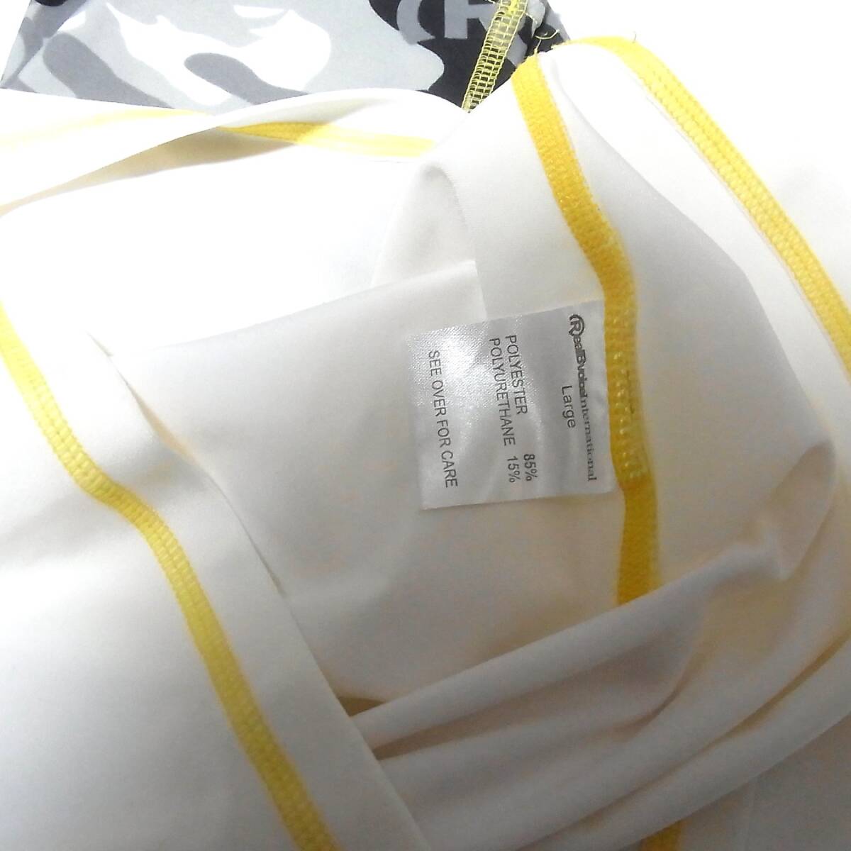 RealBvoice 美品 リアルビーボイス ラッシュガード 水著 長袖 L◎袖ロゴ 迷彩 カモフラ 総柄◎UVカット 洗浄済 送料無料