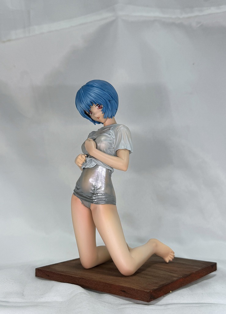 《新世紀(jì)エヴァンゲリオン 1/8クルシマ片山博喜「綾波レイ:スクール水著」 シースルー透け涂裝完成品》