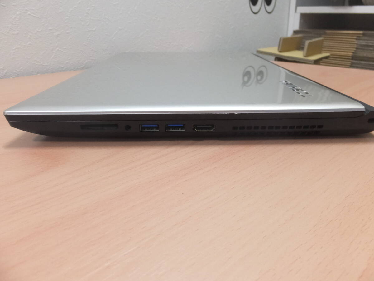 東芝　dynabook T75/UGS1 corei7-6500U 16GB SSD500GB BD 11Home タッチパネル付き