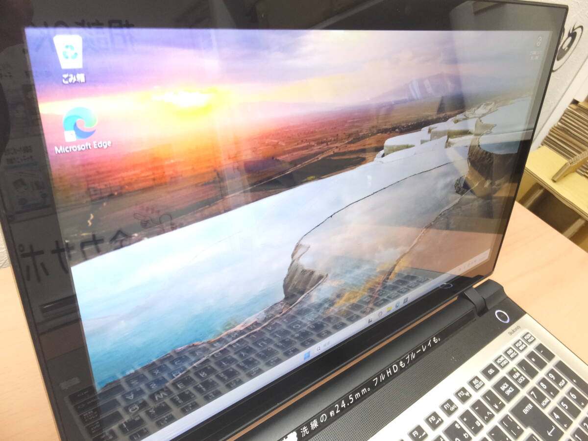 東芝　dynabook T75/UGS1 corei7-6500U 16GB SSD500GB BD 11Home タッチパネル付き