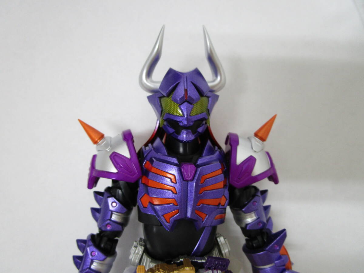 091)S.H.Figuarts 仮面ライダーギーツ 仮面ライダーバッファ フィーバーゾンビフォーム フィギュアーツ バンダイ