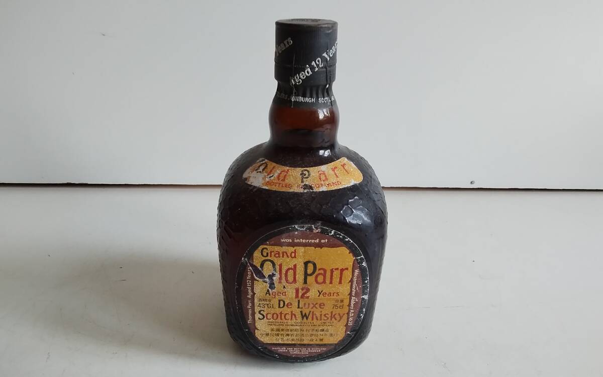 古酒。スコッチウイスキー。オールドパー12年。未開栓(スコッチ