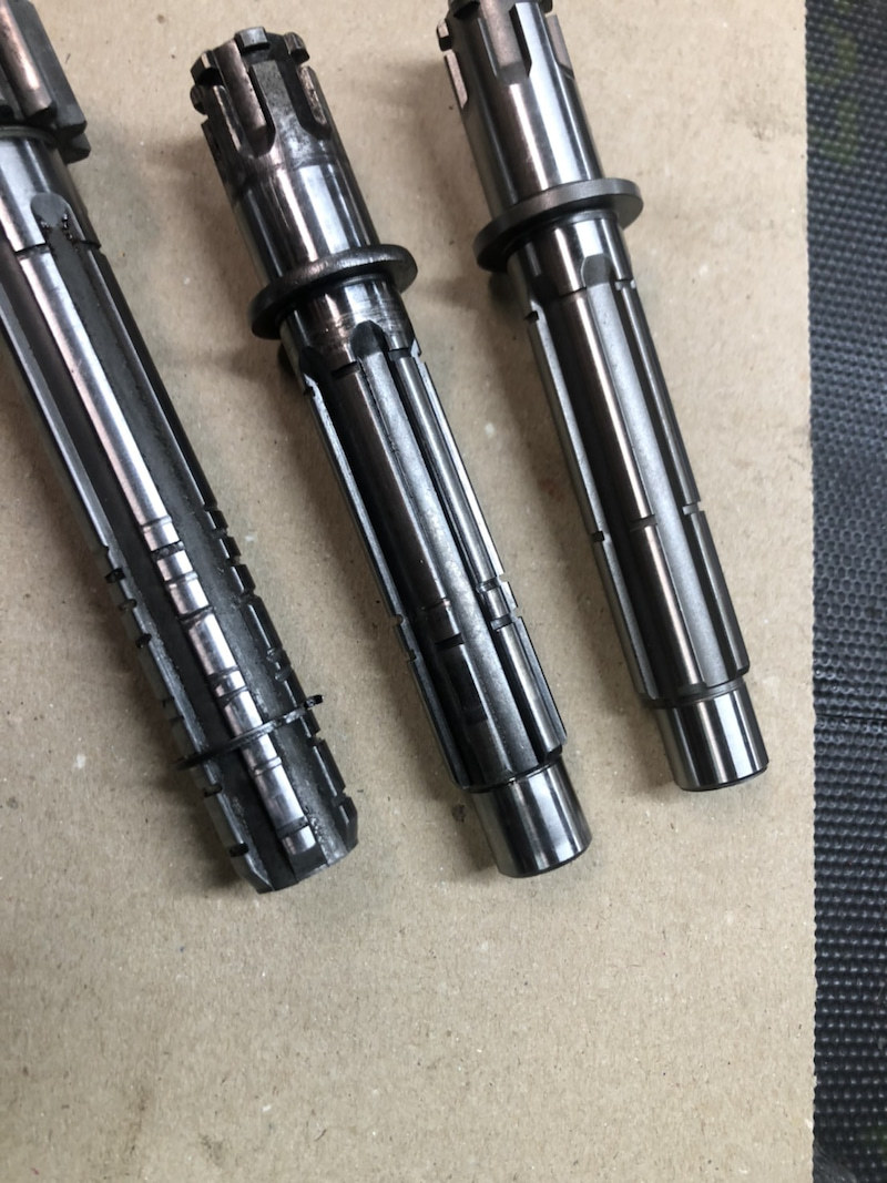 加工します モンキー カブ メインシャフト カウンターシャフト 溝切り追加工 3速カウンターを4速化に流用の画像1