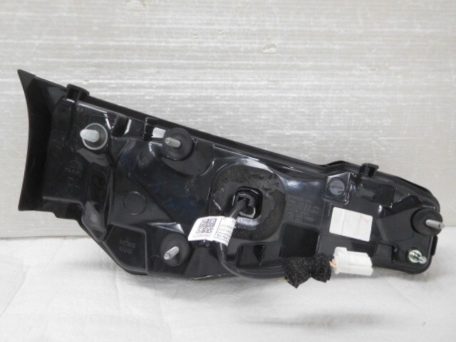 ＣＸ－３０ 3DA-DM8P 右フィニッシャーランプ DFR7-51-3F0A MOBIS RDM924-58 LEDシグネチャーランプ用 370466