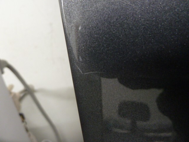 デリカＤ5 3DA-CV1W Rフィニッシャーパネル 後期 バックドアロアガーニッシュ U28 370989