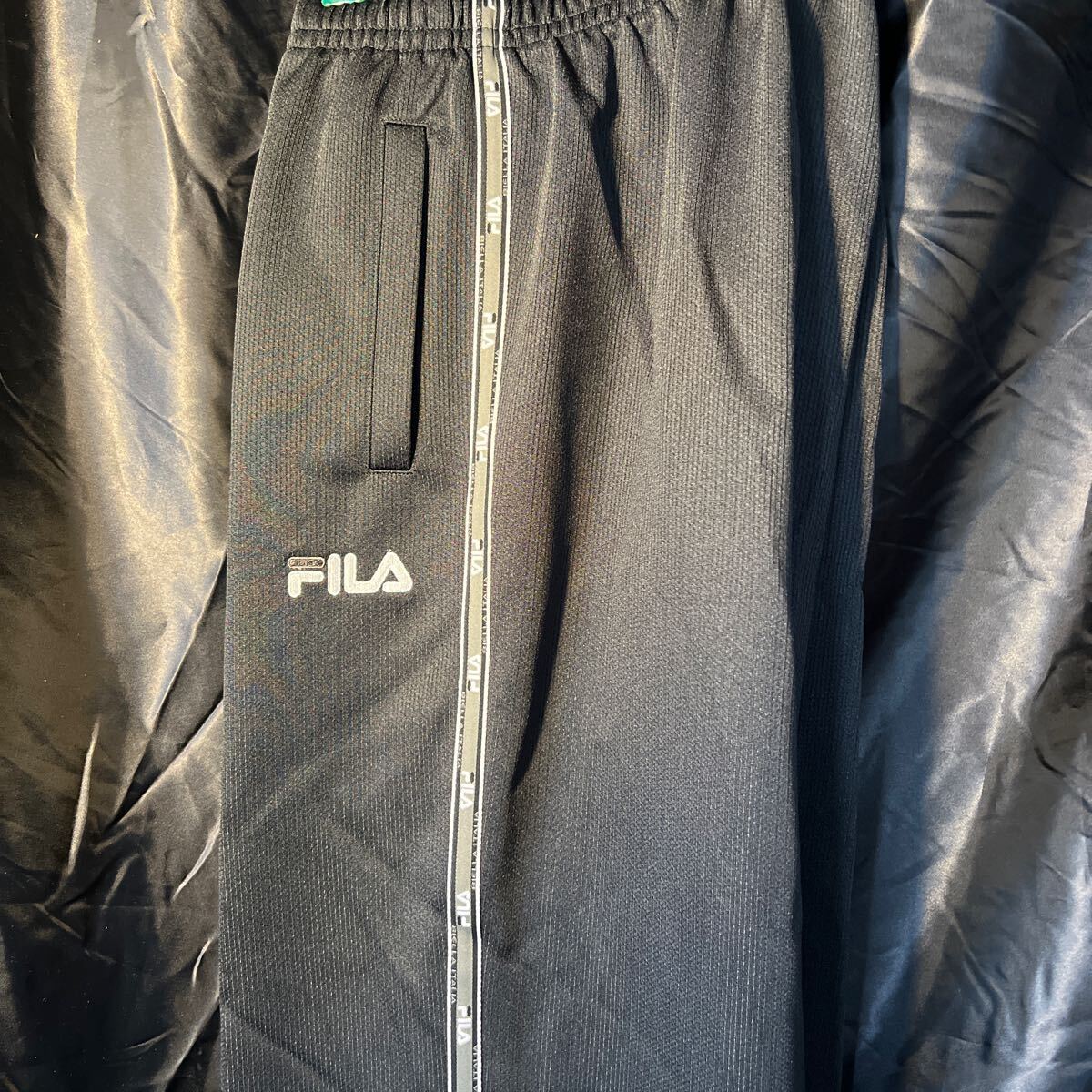 FILA ジャージ XLサイズ ブラック ヴィンテージ 新品未使用品 スポーツ ランニング