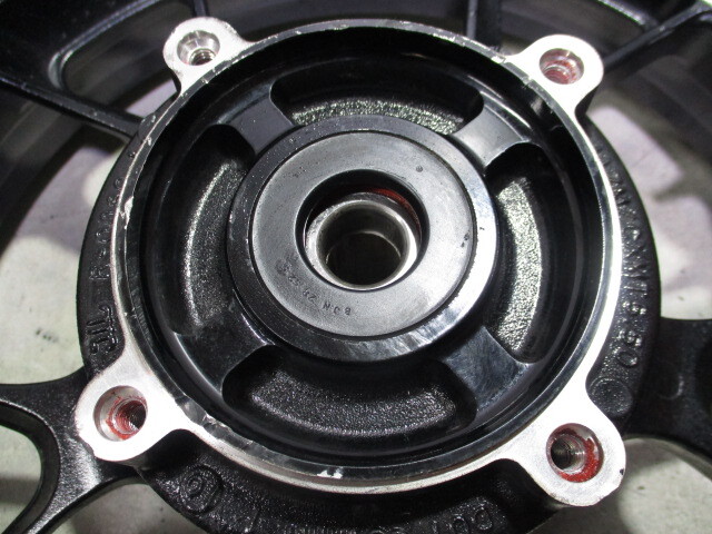 5★ZRX1200ダエグ用リアホイール519　純正.めくれ無.17×5.50.DAEG. 〔検索用〕ZX-6R.9R.10R.Z750.Z1000.GPZ900R.ZZR1100.ZXR