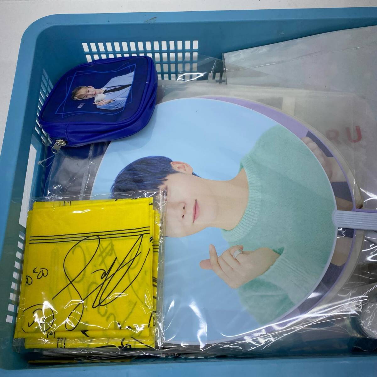 中古品】SEVENTEEN まとめ売り トレカ うちわ ウォヌ エスクプス 中古品】SEVENTEEN まとめ売り トレカ うちわ ウォヌ エスクプス