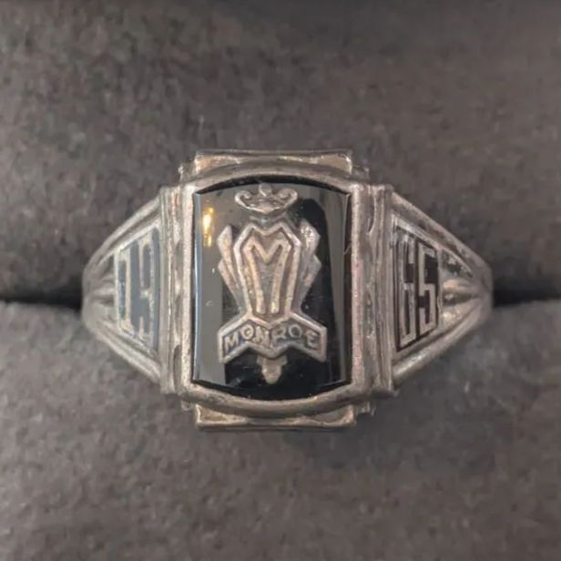JOSTENS 1965年 カレッジリング 「M」 スターリングシルバー925 JOSTEN ジャスティン社 モンロー高校 MONROE HIGH SCHOOL 黒 ブラック 良品