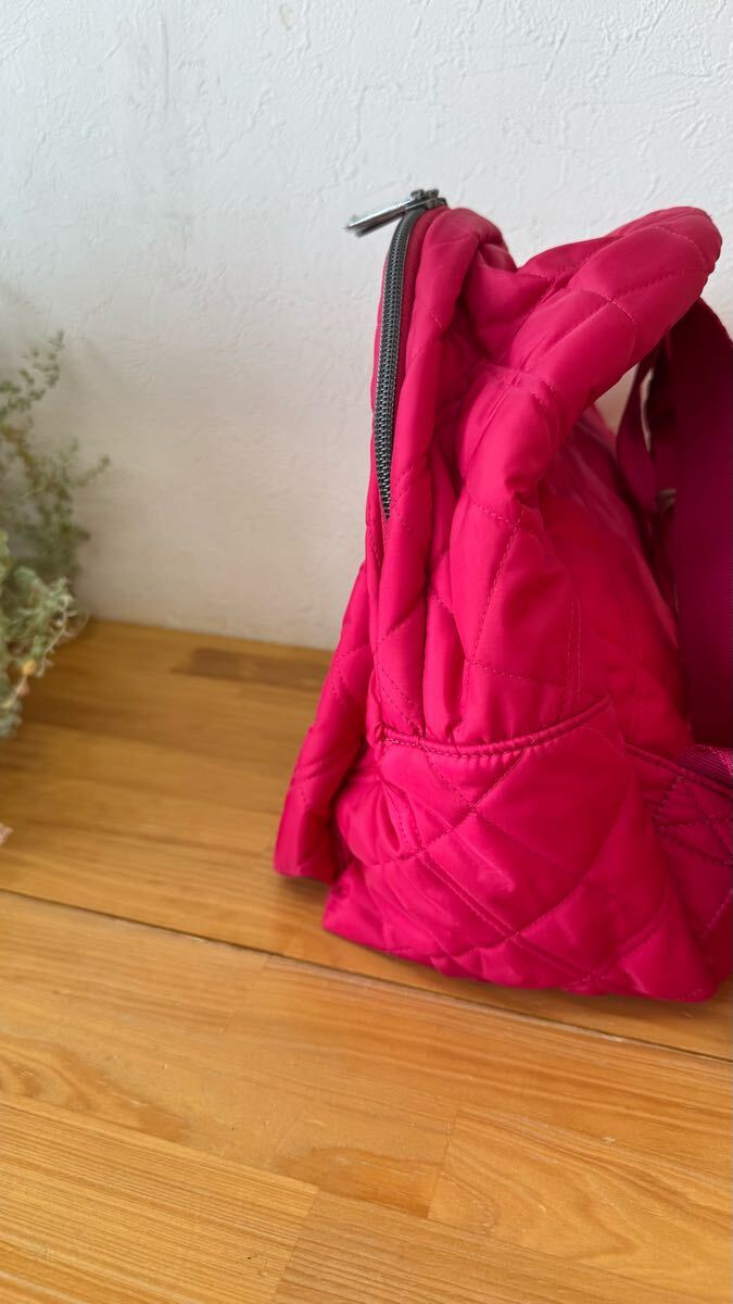  с биркой LeSportsac Le Sportsac стеганое полотно Zip рюкзак Day Pack меньше рюкзак легкий карман есть сумка розовый цвет серия q