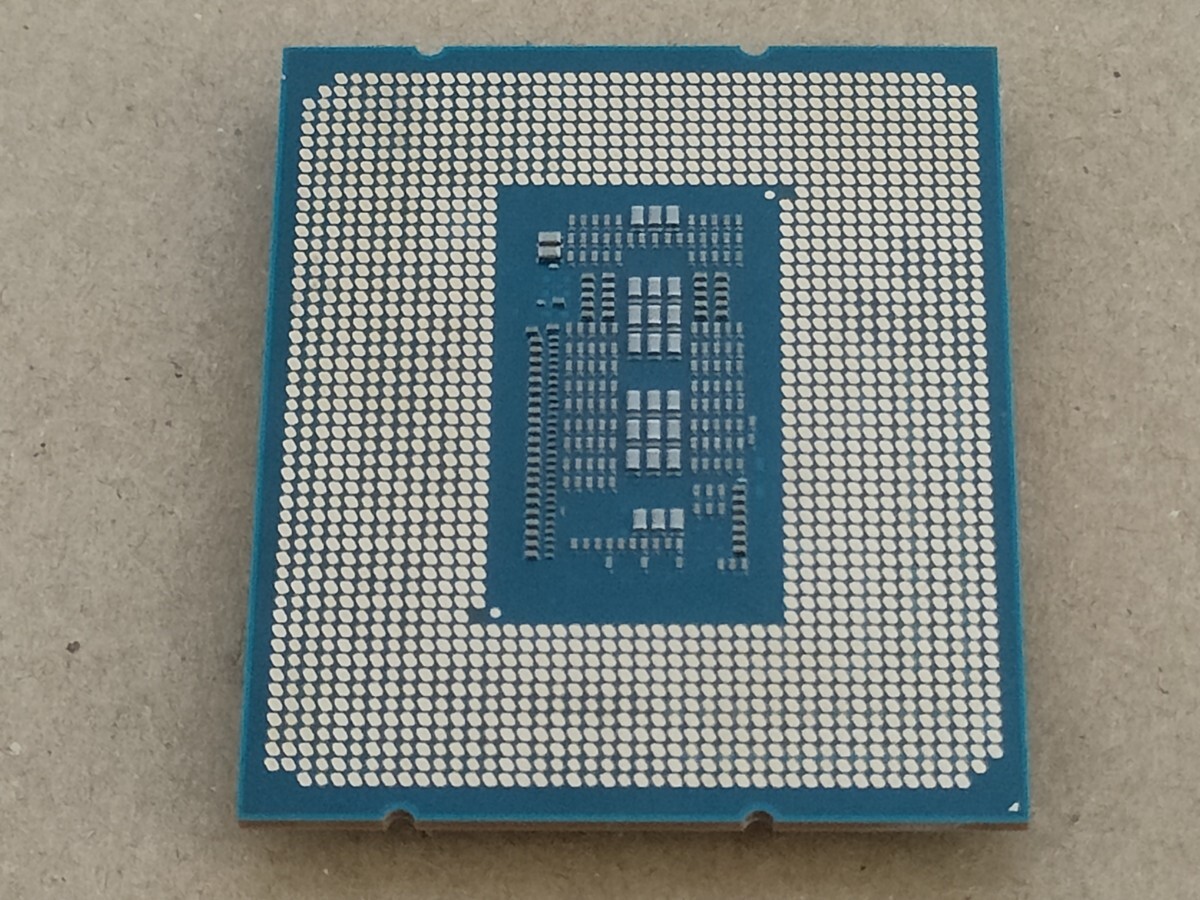 Intel Core i5-12400 【CPU】