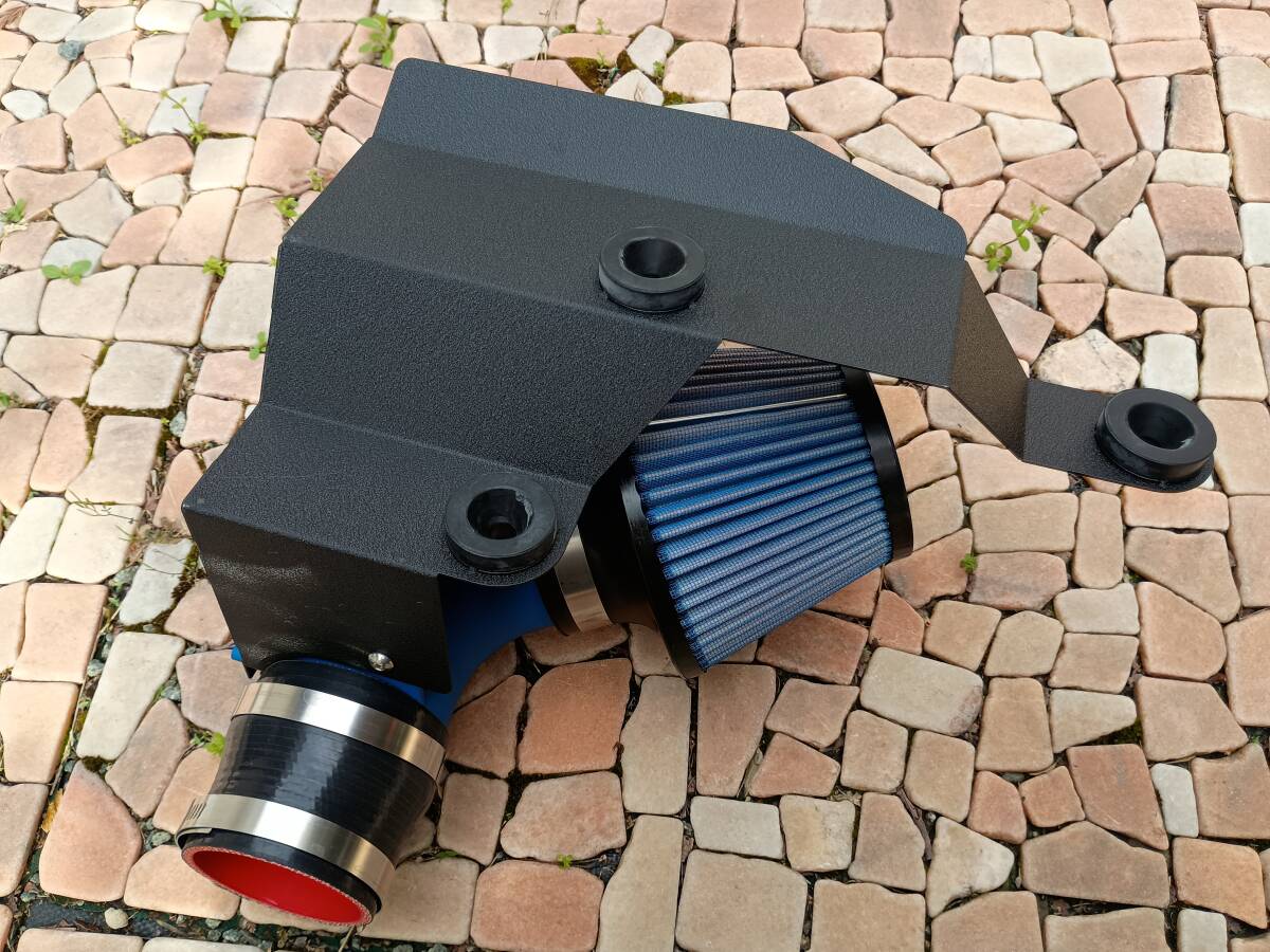 ☆送料無料☆程度良好中古☆NEUSPEED P-Flo KIT 65.10.69 青 2018- VWフォルクスワーゲン ポロ GTI 2.0L AWCZP