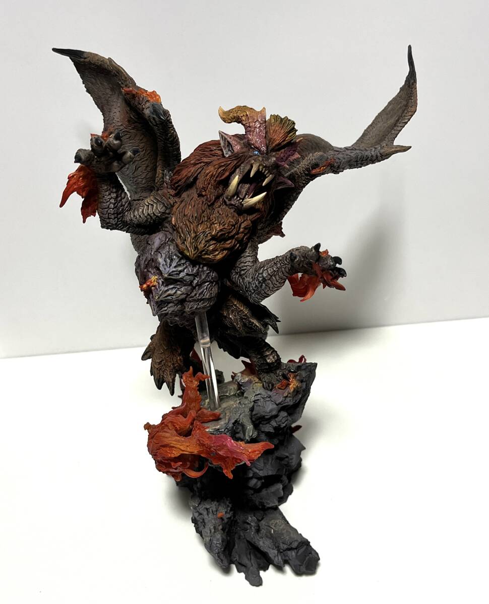 【レア】【美品】カプコンフィギュアビルダー クリエイターズモデル 炎王龍 テオ?テスカトル