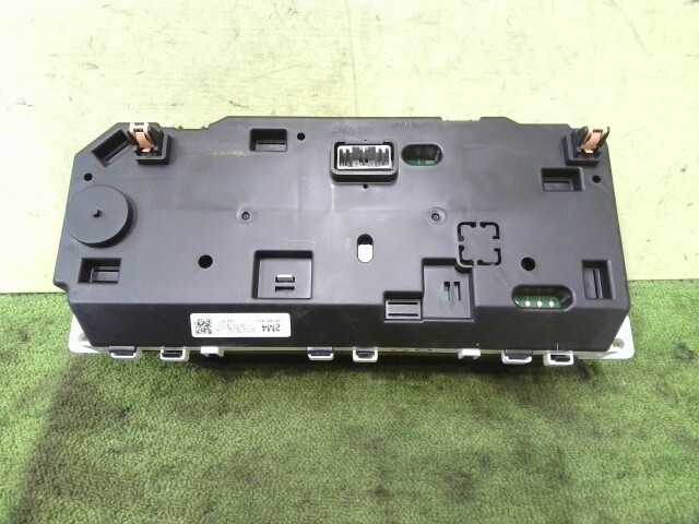ワゴンＲ DBA-MH34S スピードメーター R06A 26U 34100-72M40 中古