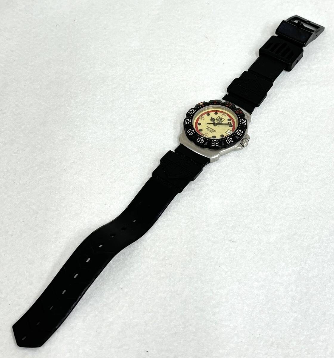  TAG HEUER／タグホイヤー／WA1211／フォーミュラ1／腕時(shí)計(jì)／時(shí)計(jì)／クォーツ／デイト／3針／動(dòng)作未確認(rèn)／現(xiàn)狀品