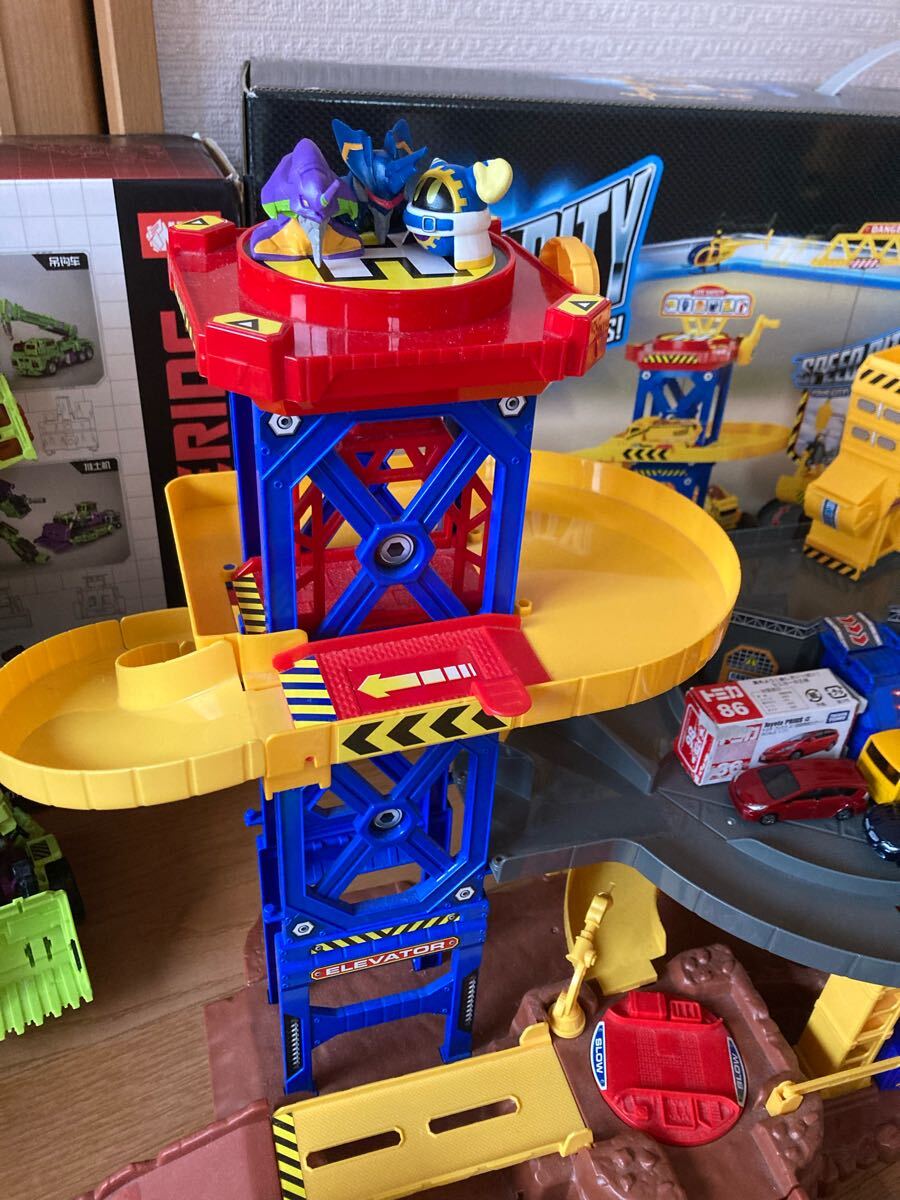 おもちゃ 玩具 オモチャ ロボット トミカ 車 クルマ 釣り アルファベット 楽天市場】タカラトミー トミカ ジョブレイバー ギガントポリス