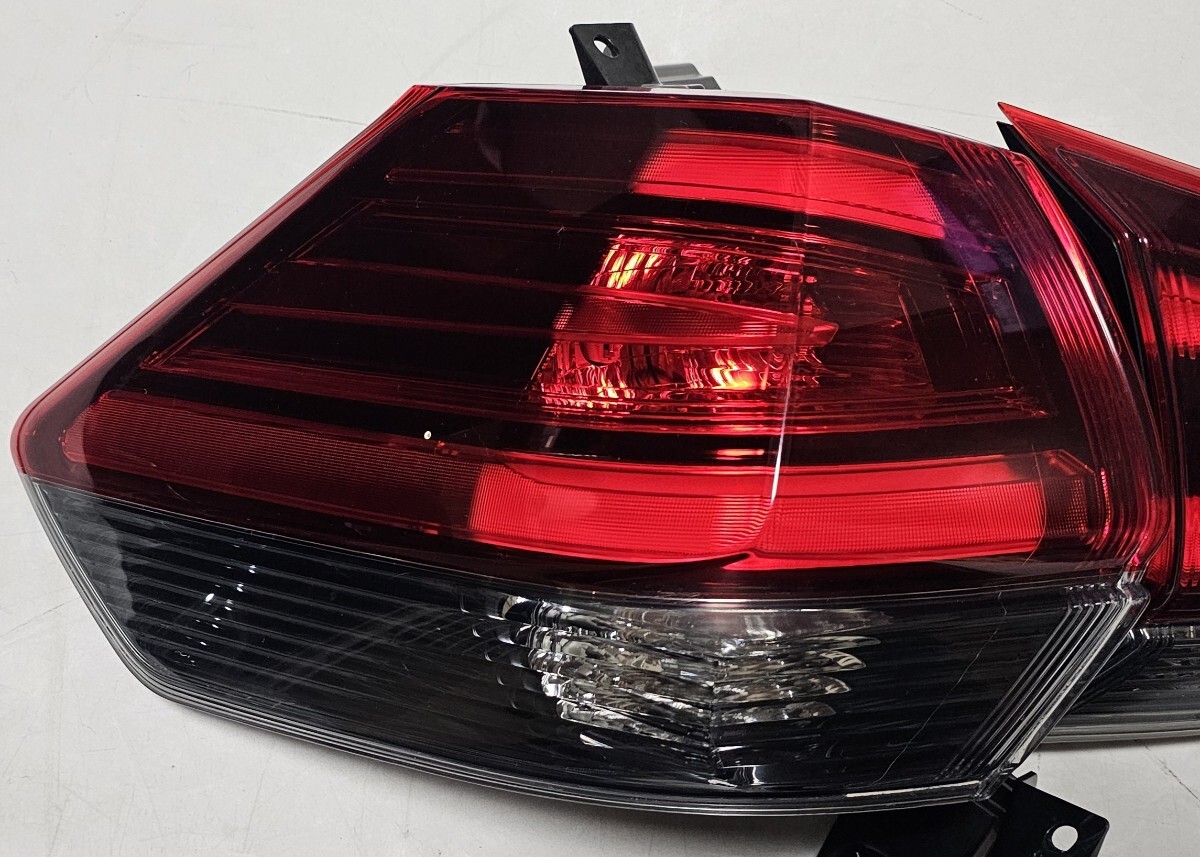 日産 エクストレイル?NT32 純正 后期 テールランプ/テールライト ASSY 1臺分 LED 美品 2020年車 220-23746/226-23746 T32/HT32/HNT32
