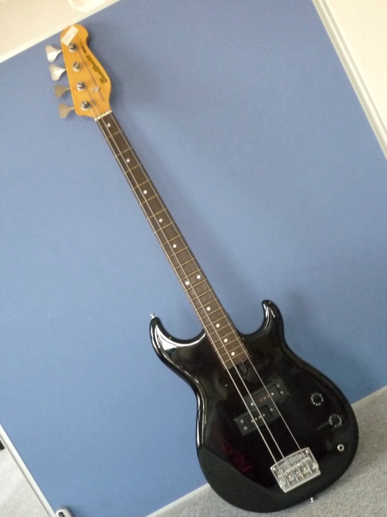 YAMAHA ヤマハ Broad Bass Ⅵ ブロードベース 6 BBシリーズ エレキ ベース ギター 楽器 ハードケース ベルト付 ブラック お買得 必見 注目