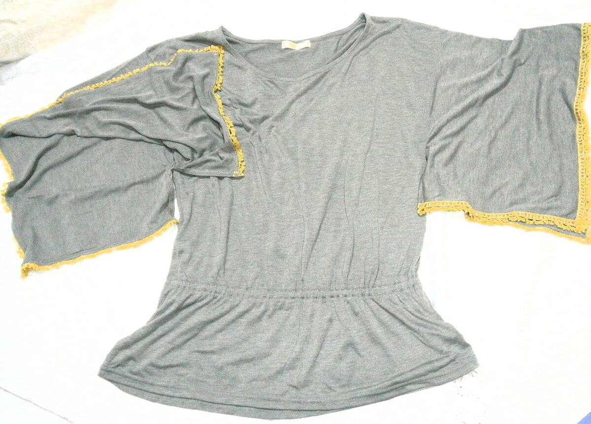 即決 M 新品タグ付 身幅46 NATURALBEAUTYBASIC 袖下スリット 着物風 ゆったりカットソー ナチュラルビューティーベーシック グレー 送430円_画像7