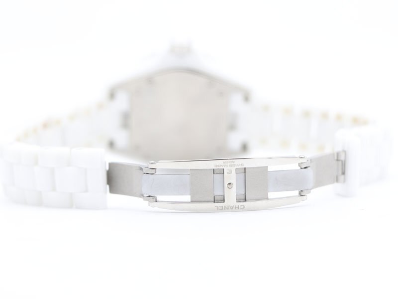 【 シャネル CHANEL 】 腕時計 J12 H1628 セラミック 33mm 12Pダイヤ クォーツ デイト レディース 保?ケース □新著 70138-1