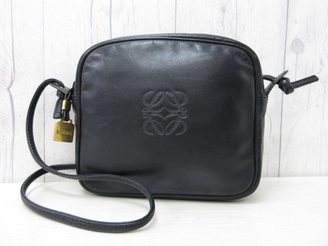 極美品 LOEWE ロエベ アナグラム ヴィンテージ ショルダーバッグ バッグ レザー 黒 84016