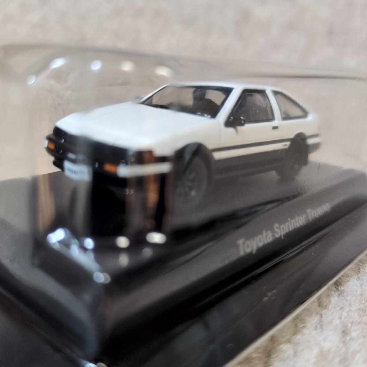  京商 1/64 トヨタ 86　トヨタ スプリンター トレノ AE86 白/黒 TOYOTA SPRINTER TRUENO AE86 ホワイト/ブラック 第Special弾_画像4