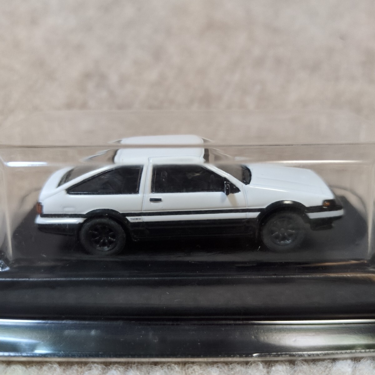  京商 1/64 トヨタ 86　トヨタ スプリンター トレノ AE86 白/黒 TOYOTA SPRINTER TRUENO AE86 ホワイト/ブラック 第Special弾_画像7