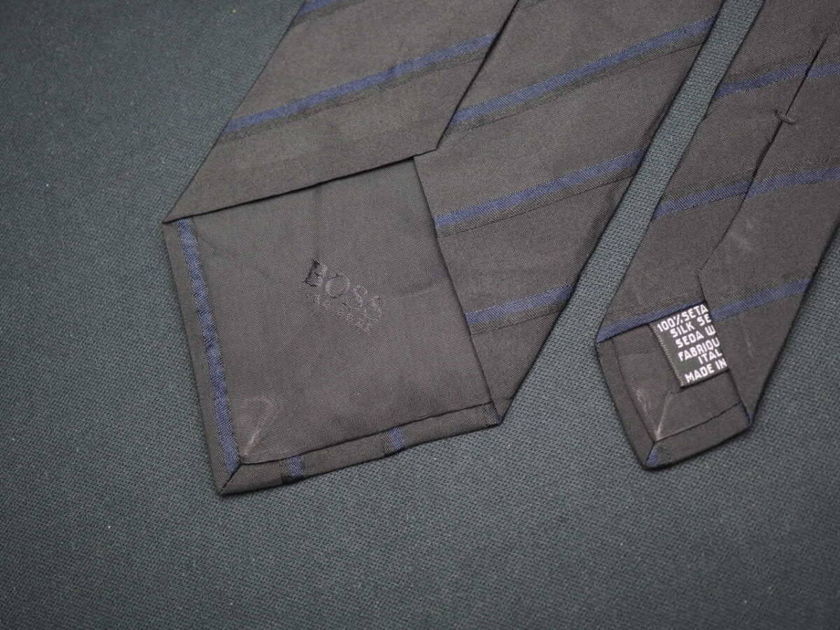 美品【HUGO BOSS ヒューゴ ボス】 D3136 ブラック系 SILK ブランド ネクタイ 古着 良品_画像7