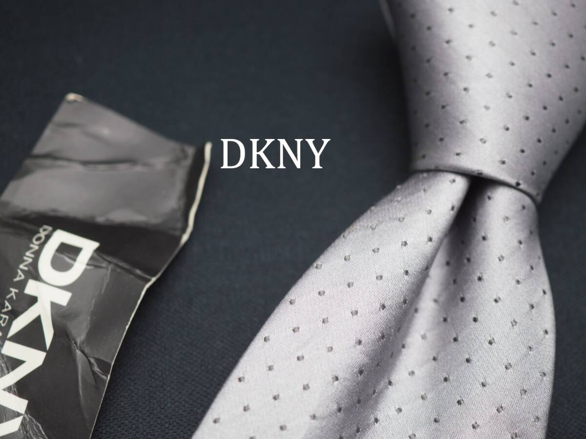 未使用品【DKNY ダナキャラン ニューヨーク】 E1108 シルバーグレー SILK ブランド ネクタイ 古著 良品