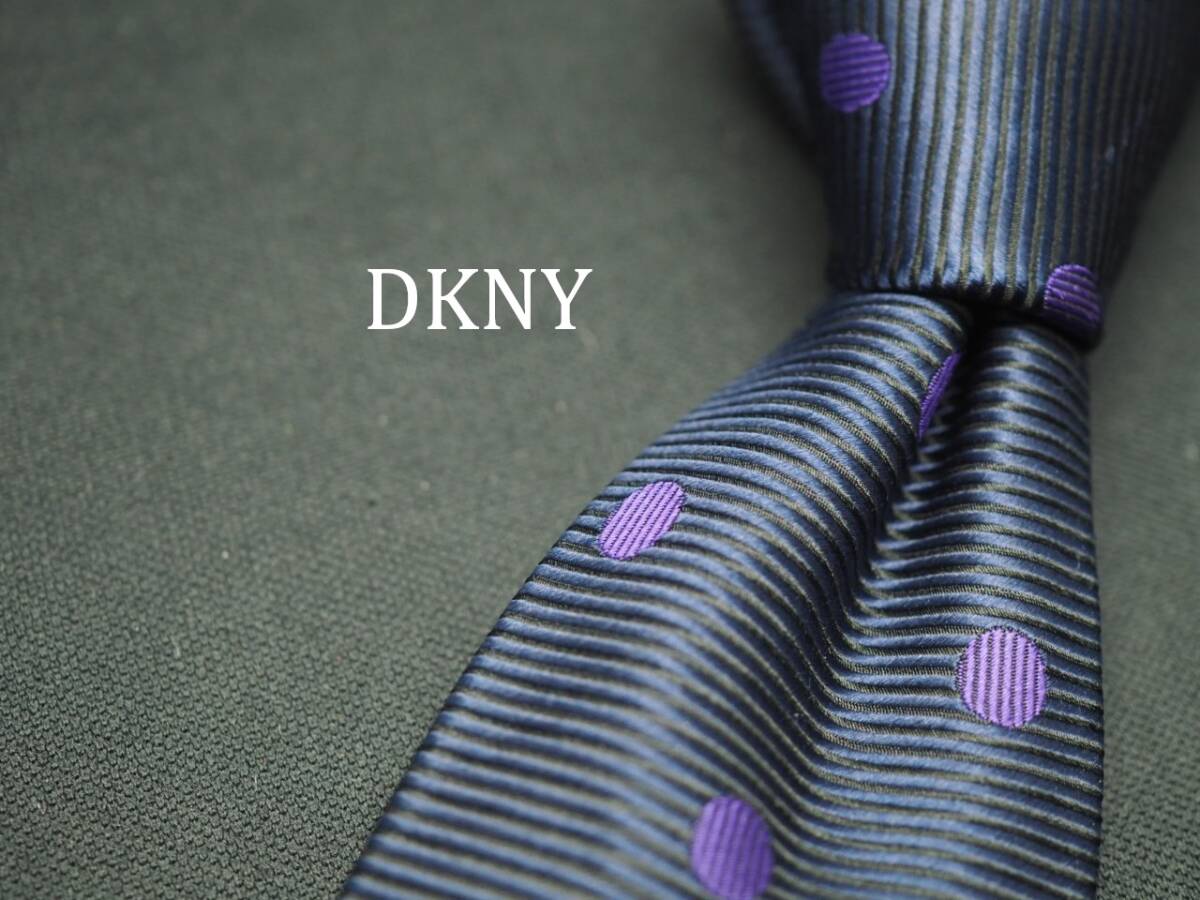 美品【DKNY ダナキャラン ニューヨーク】 E1127 ネイビーパープル SILK ブランド ネクタイ 古著 良品