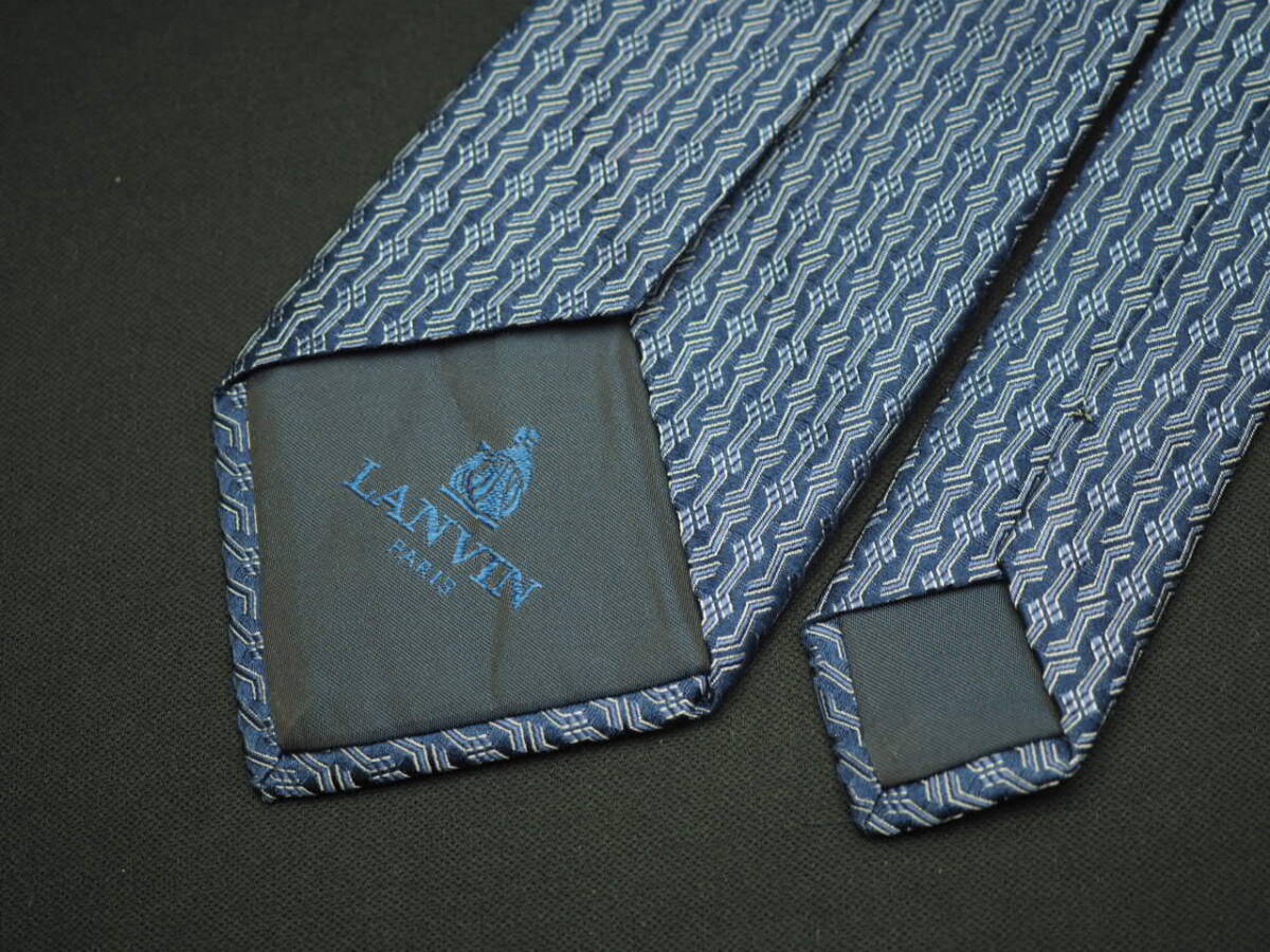 美品【LANVIN ランバン】 E1178 ネイビー シルバー SILK ブランド ネクタイ 古著 良品