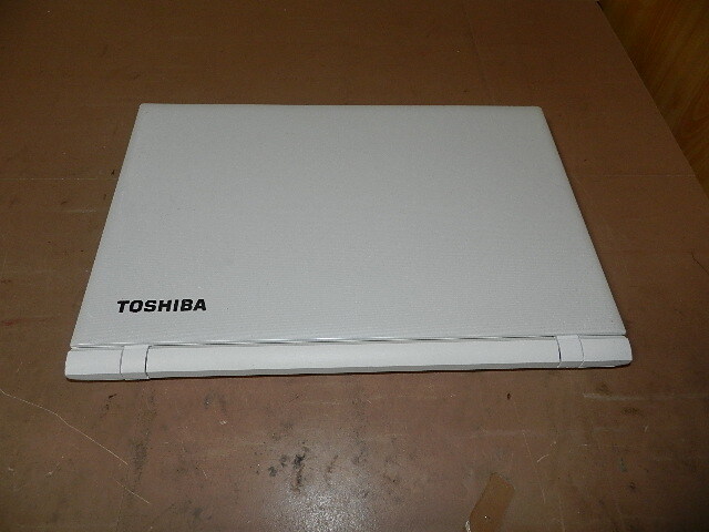 東芝 ,T55RW /第5世代,i3 5005U /8GB /1TB /WEB /Win11/ パール/美品