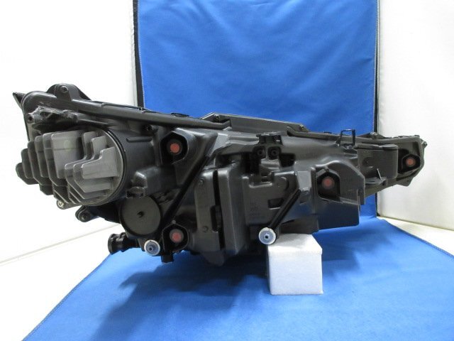 レクサス　NX250/NX350h/NX450h　AAZA20/AAZA25/AAZH25/TAZA25　左ライト/左ヘッドライト　3眼LED　純正　KOITO　78-58　【11】　222128