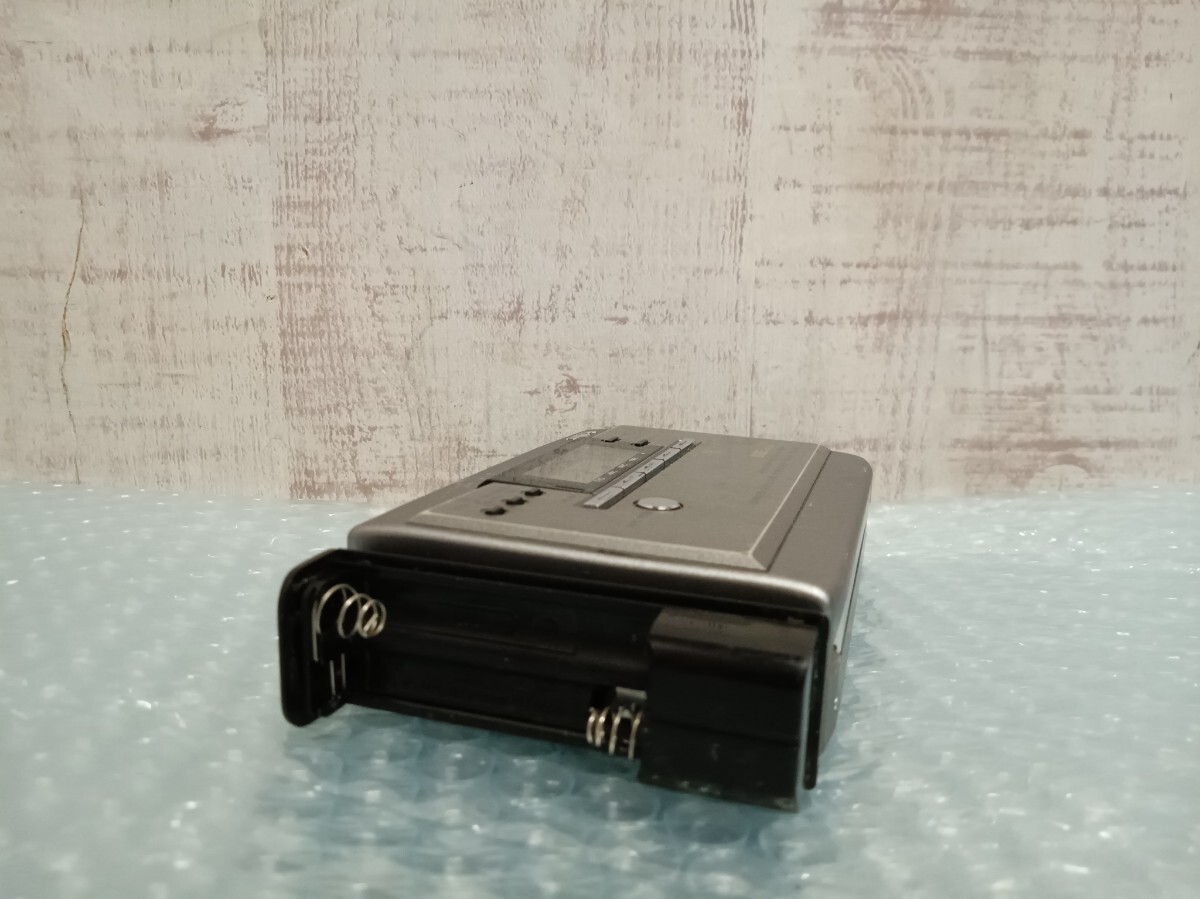 必見!!　希少　AIWA　アイワ　HS-JX50 ステレオ　カセットプレーヤー　ポータブル　カセットレコーダー　カセットボーイ　ジャンク