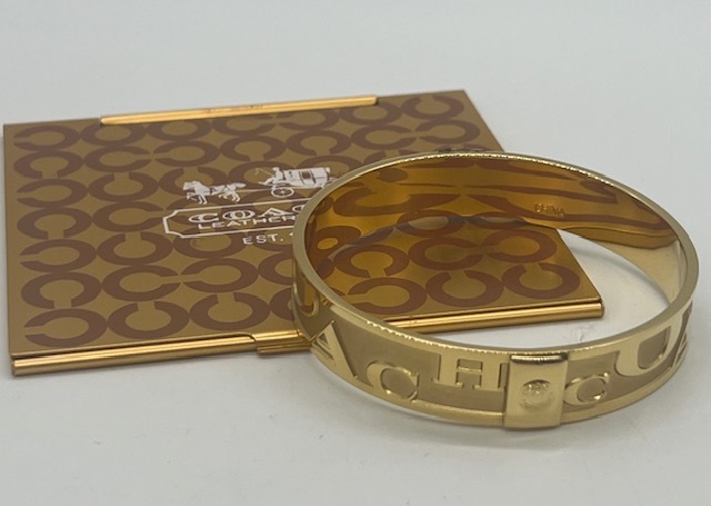 K7974B■【COACH】 コーチ バングル ゴールド コンパクトミラー セット ブランド アクセサリー 手鏡 レディース Cロゴ ■