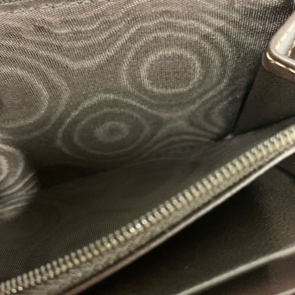 狀態(tài)良好 グッチ GUCCI ラウンド ファスナー 長財(cái)布 GG ハート ロゴ 二つ折り財(cái)布 レディース ロングウォレット 箱 カ4