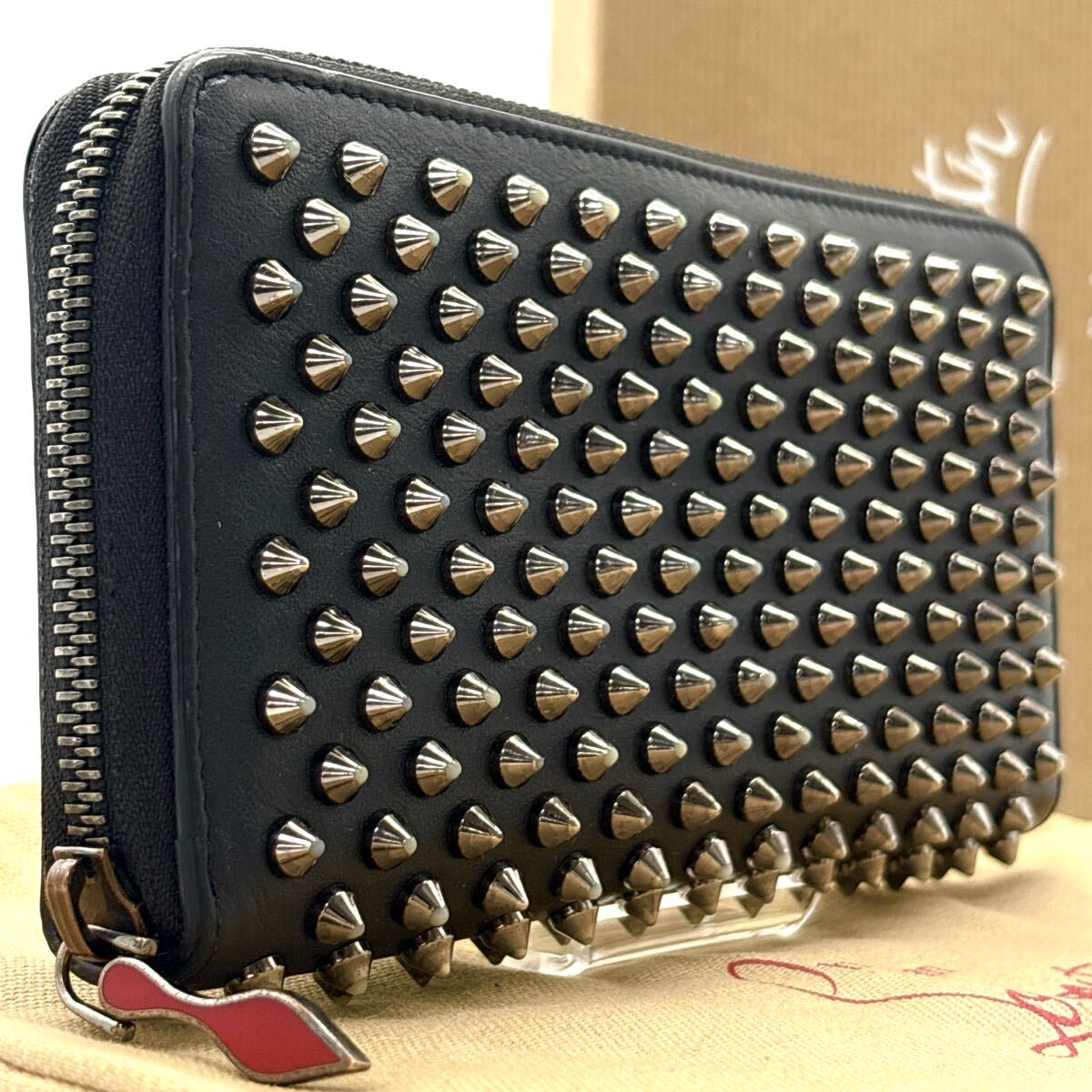 極美品◆Christian Louboutin クリスチャンルブタン 長財布 ロングウォレット スタッズ スパイク パネトーネ ブラック シルバー メンズ