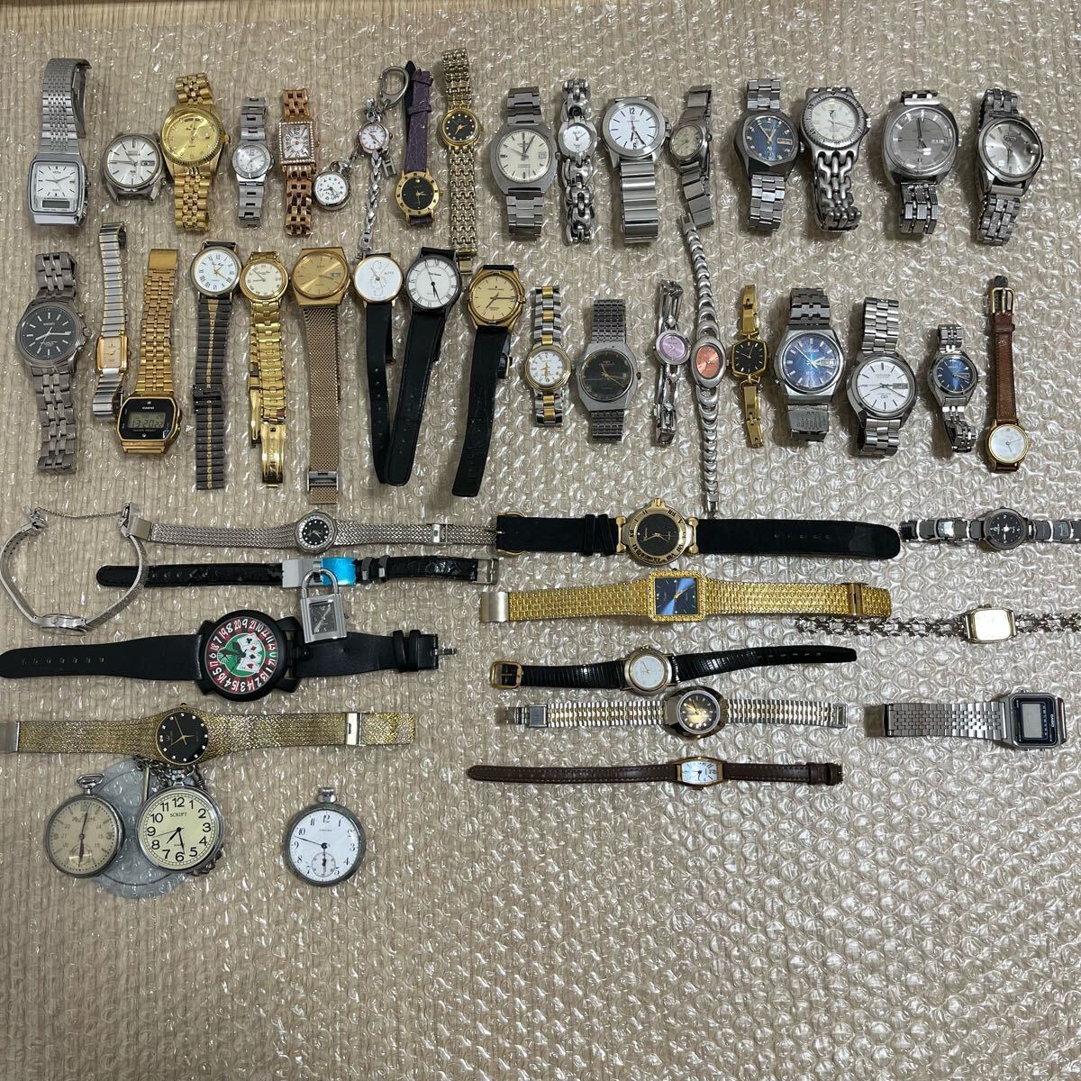 【ジャンク】動作未確認　腕時計まとめ　50點　シチズン　セイコー　カシオ　など　ジャンク時計　ジャンク腕時計　CITIZEN SEIKO CASIO