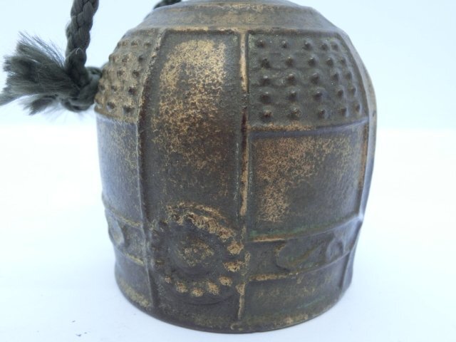 ★ 持鈴 唿鈴 仏教 美術(shù) 密教 法具 金剛鈴 鐘 真鍮 銅 仏具 卓鈴 置物 時(shí)代物 古物 古玩具 古道具 ベル 金屬 工蕓 【中古】 dgs3875