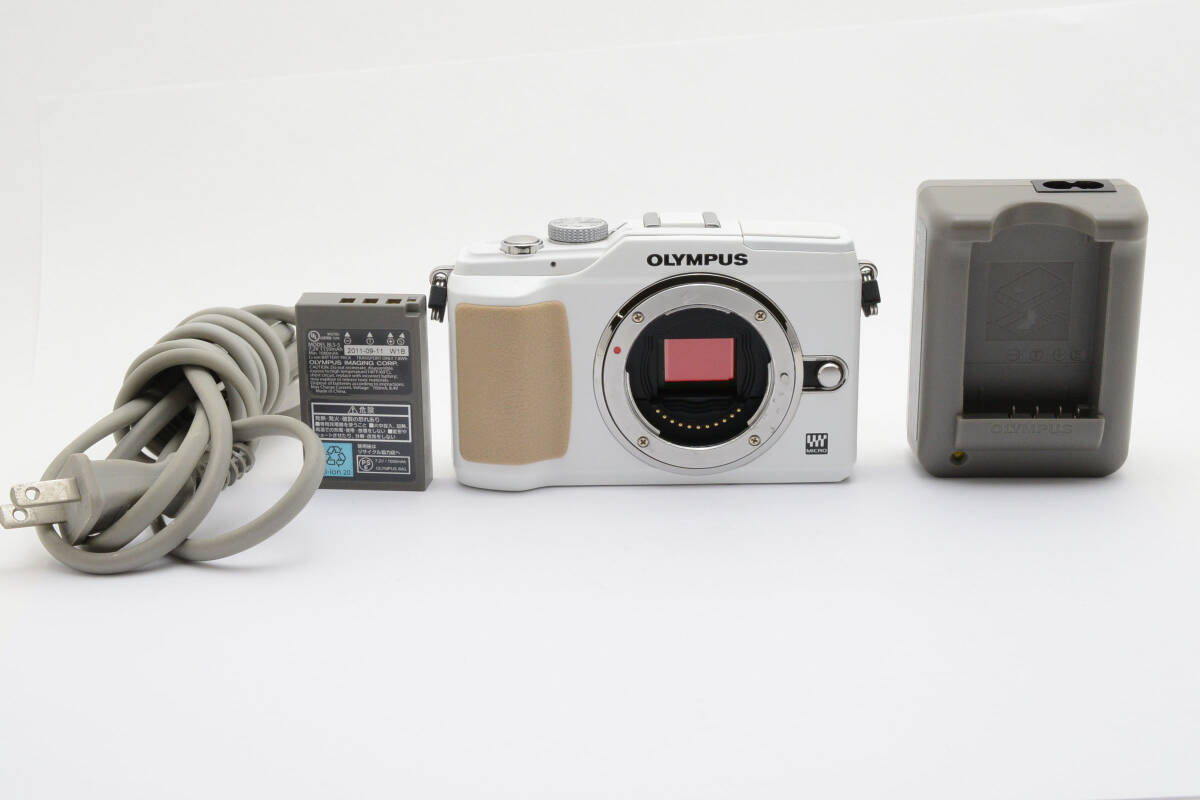 オリンパス ペンライト E-PL2 ミラーレスデジタルカメラボディ シャッター回数2175 ホワイト Olympus 783_画像1