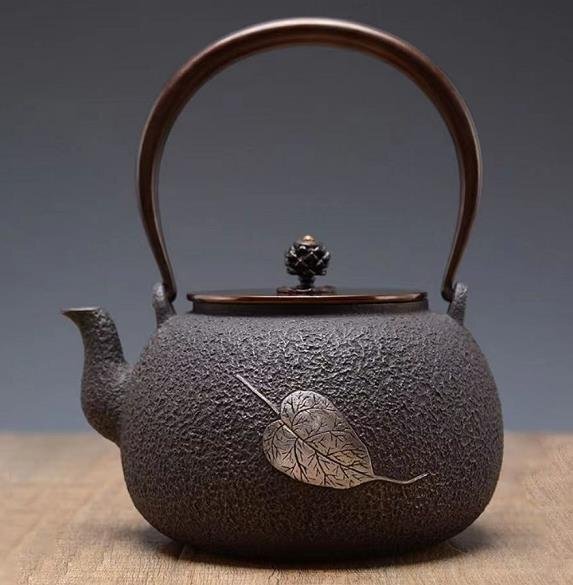 激安挑戦!! 超人気☆砂鉄 大容量鉄壺 コーティングなし 手作り鉄 やかんを 鉄瓶
