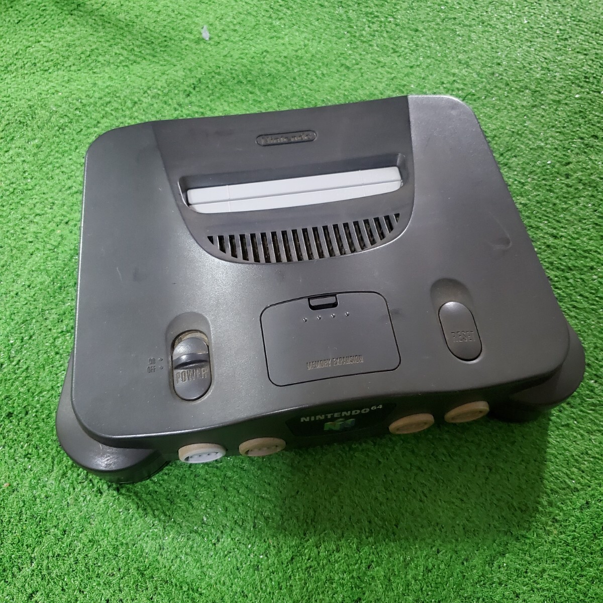 人気のファッションブランド! NINTENDO 任天堂 64 動作確認 4個 コントローラ 本体 ロクヨン 本体、アクセサリー