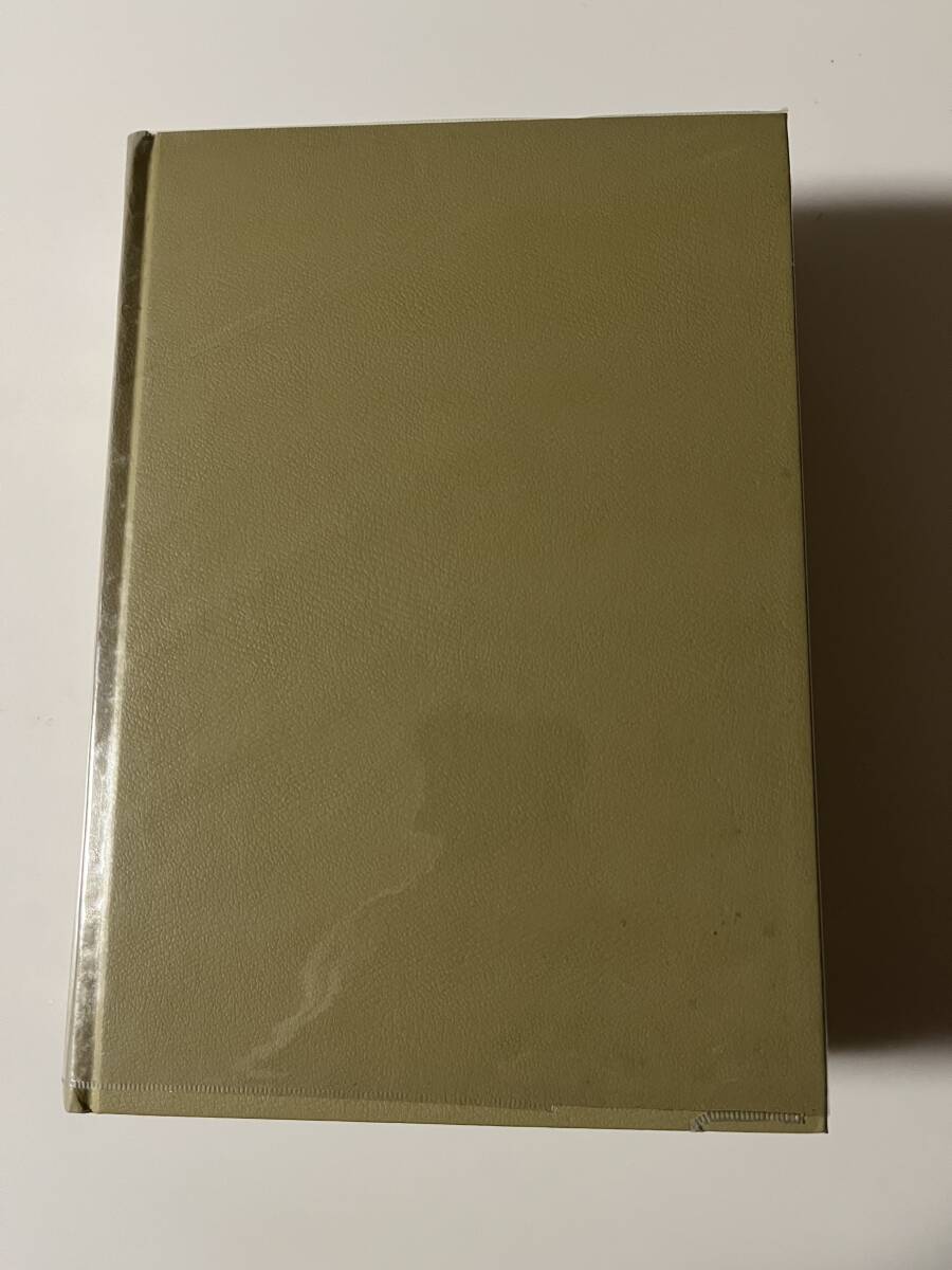 [ Shueisha гарантия Lee [ мир. литература ]12 Германия III* средний .* восток .* Италия ](1989, первая версия ),.* obi * месяц . есть.1205..