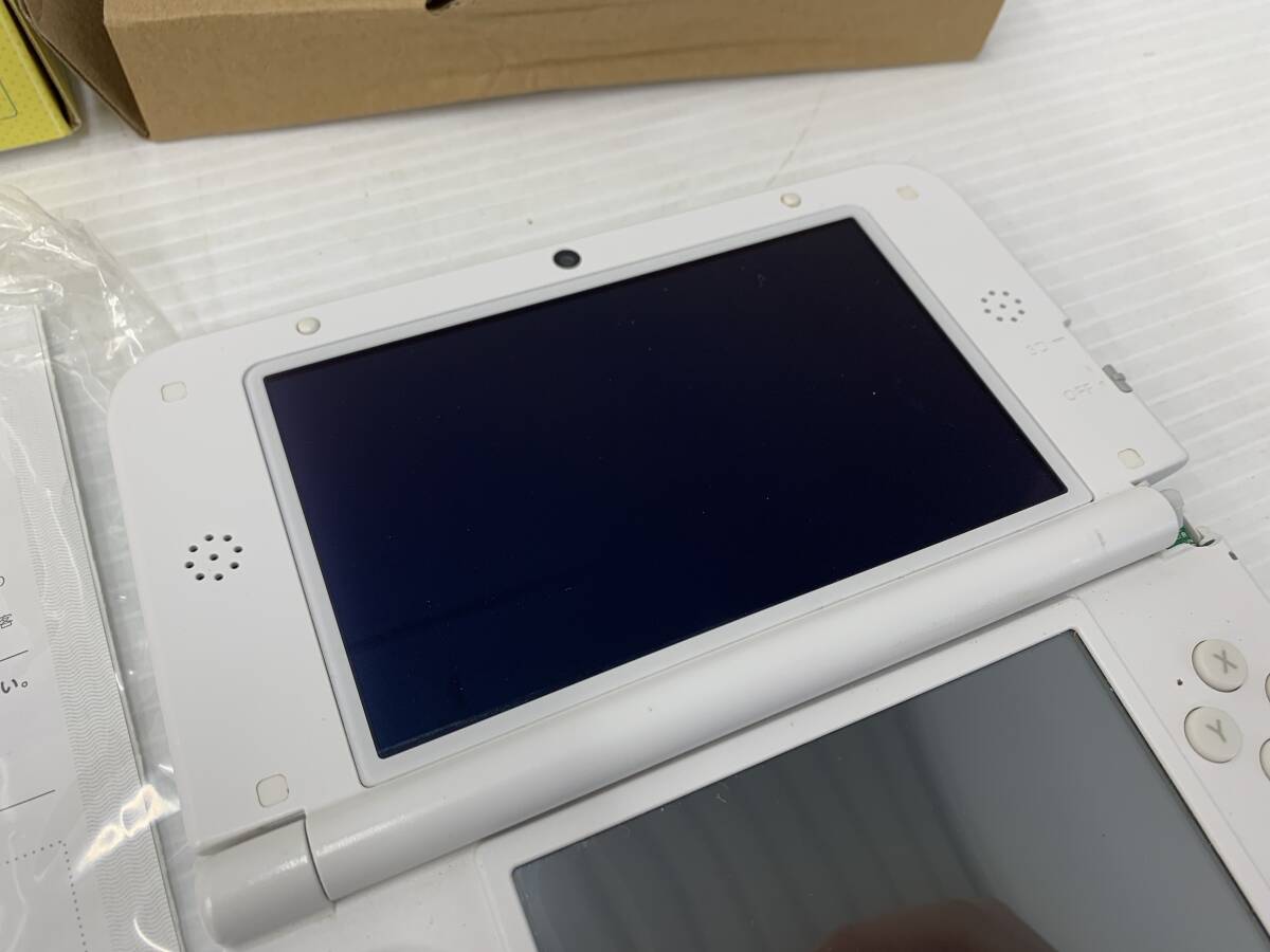 20/132☆NINTENDO 3DS LL トモダチコレクション 新生活 パック