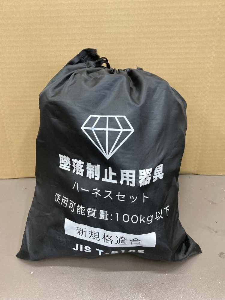 011◎未使用品?即決価格◎メーカー不明 恐らくJisentoll 墜落制止器具ハーネスセット 型式不明 使用可能質(zhì)量:100kg以下 ※開封品