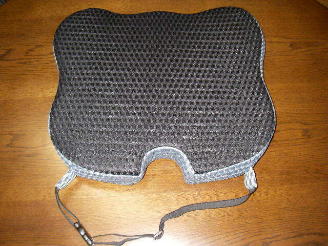 椅子　腰痛　クッション_画像3