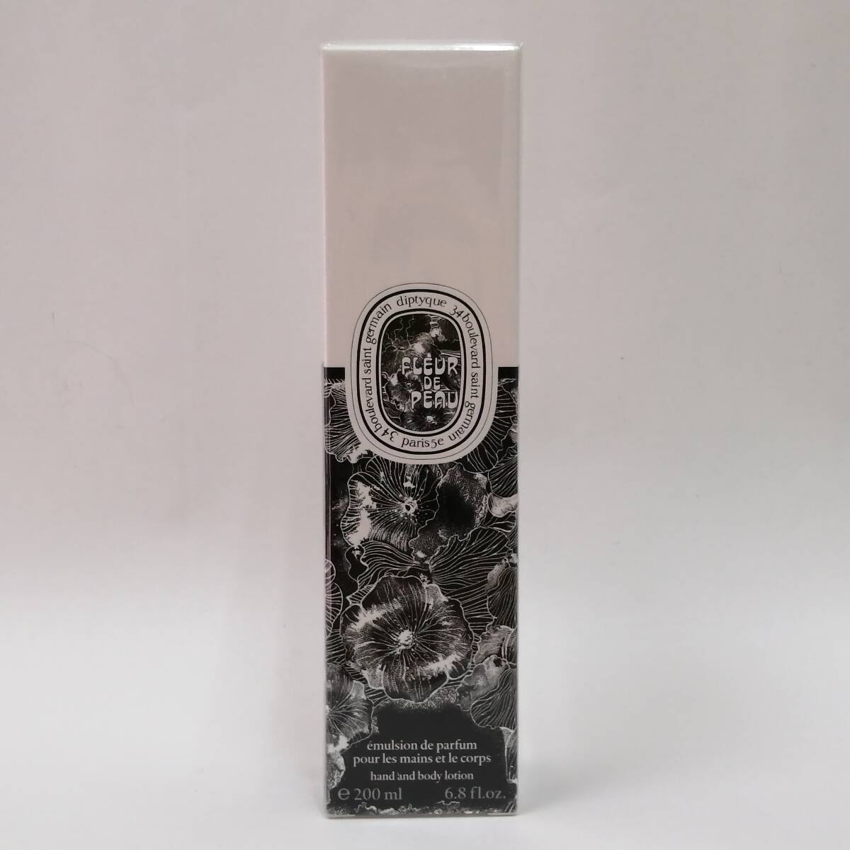 〇25050805　【未開封】 FLEUR DE PEAU　ハンド＆ボディローション　フルール ドゥ ポー　フランス制　200ml　箱入り　保管品