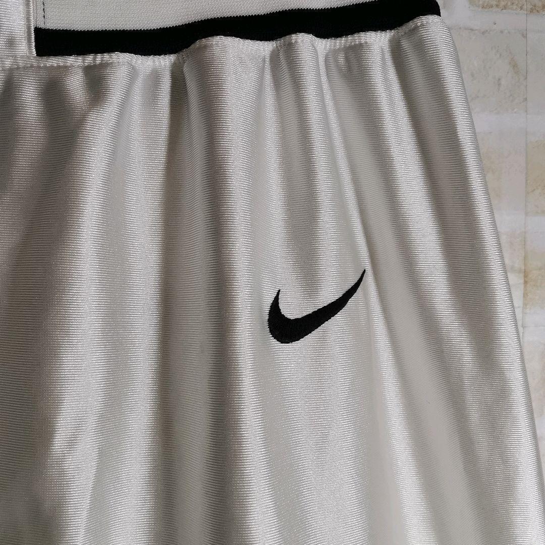 NIKE ナイキ ショート パンツ 白 刺繍 ロゴ バスパン_画像5