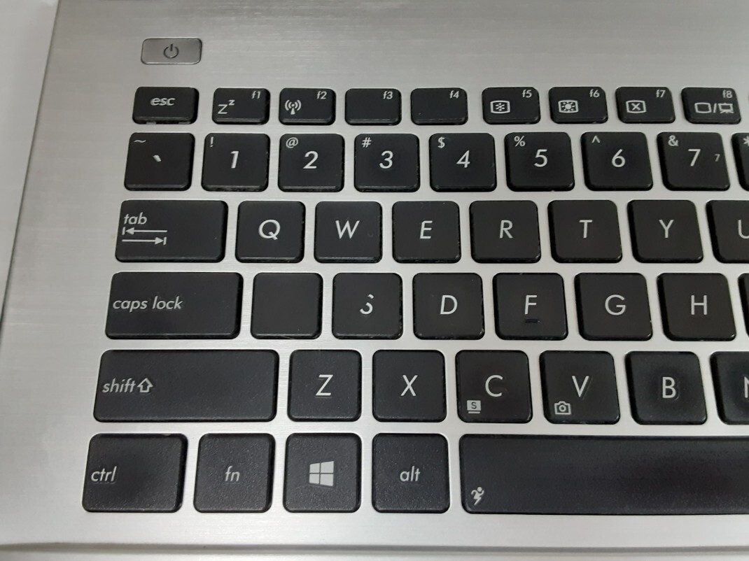 初期設定不要★ASUS Core i5 4200U 2.3GHz 4GB 320GB Windows11 Office2021 エクセル ワード パワーポイント ノートパソコンセット★