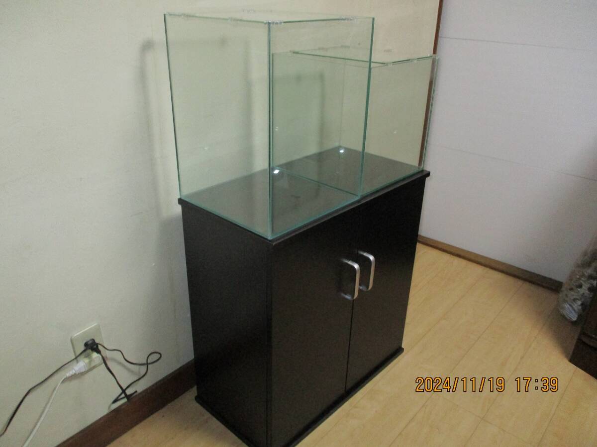 中古 　オ－ルガラス水槽２個と水槽臺のセット
